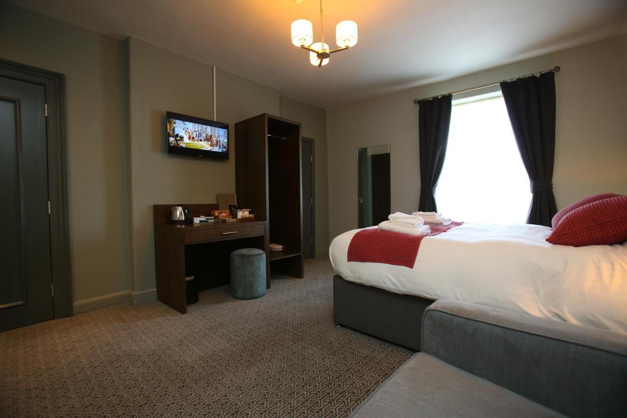 The Queens Head Hotel Rothbury Bagian luar foto