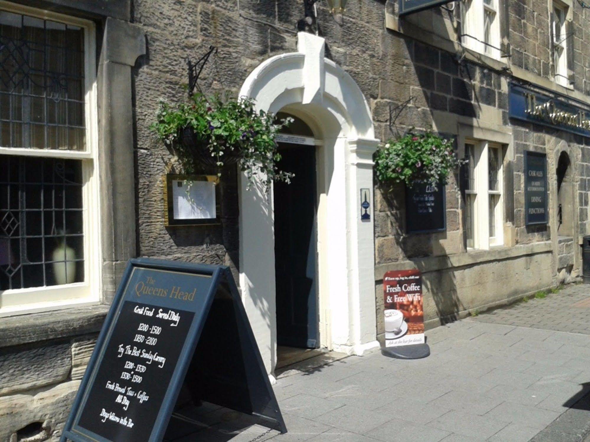 The Queens Head Hotel Rothbury Bagian luar foto