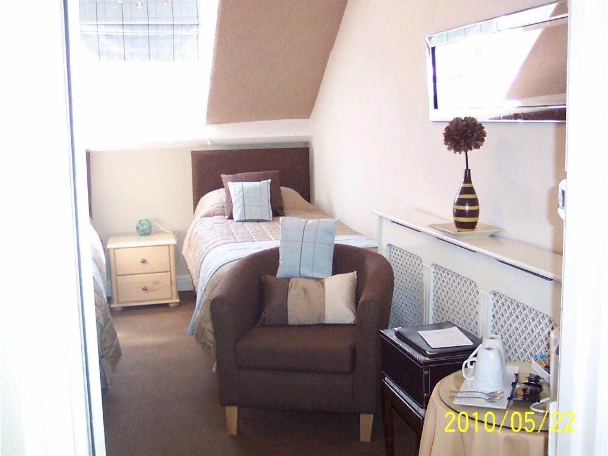 The Queens Head Hotel Rothbury Bagian luar foto