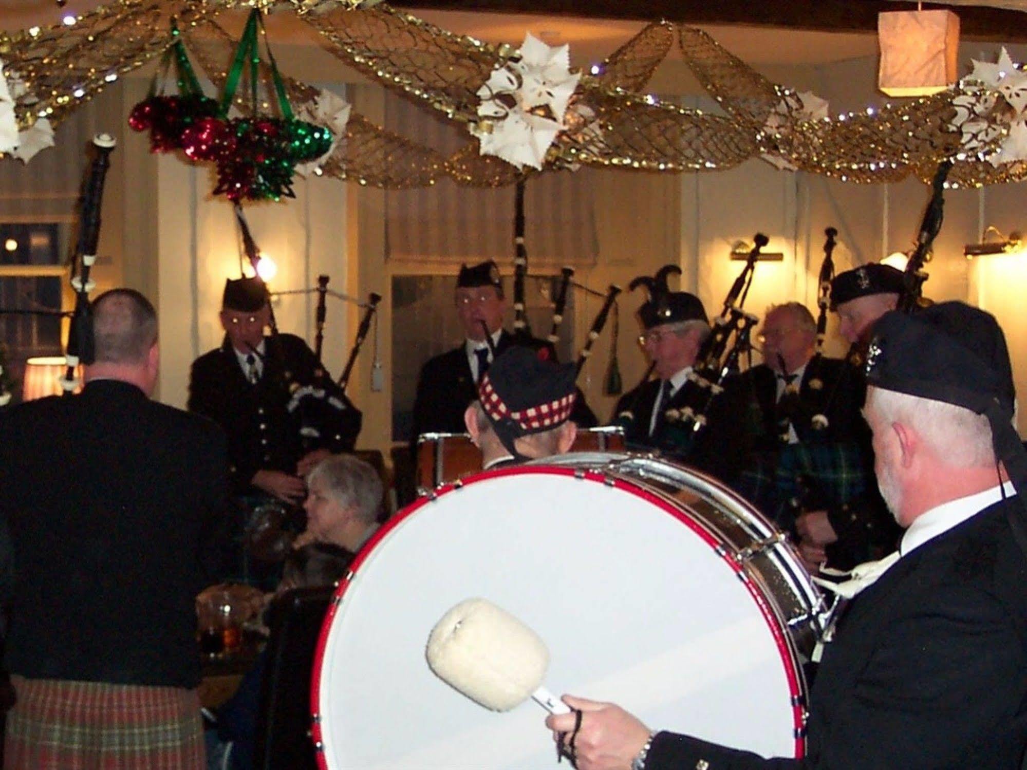 The Queens Head Hotel Rothbury Bagian luar foto